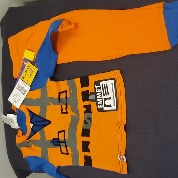 Pj's Legoland set ,size 4T - Picture 4 of 4